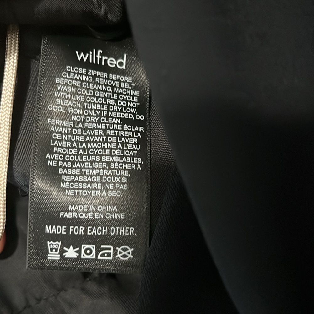 WILFRED (NWT) Black Tie Front Dress Shorts, Size 0 - Picture 8 of 8